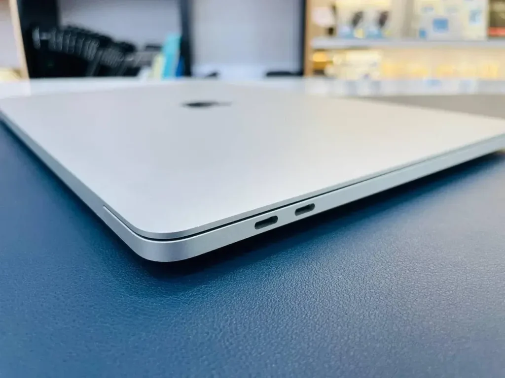 Macbook Pro 13 inch 2020 M1 cũ giá rẻ