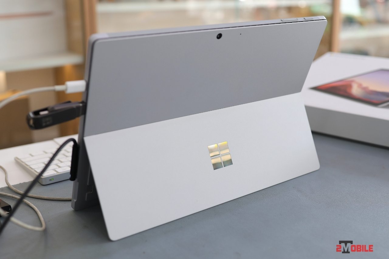 Ngoại hình Surface Pro 7 2020