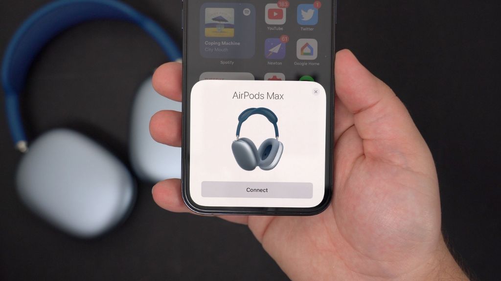 AirPods Max kết nối với iPhone