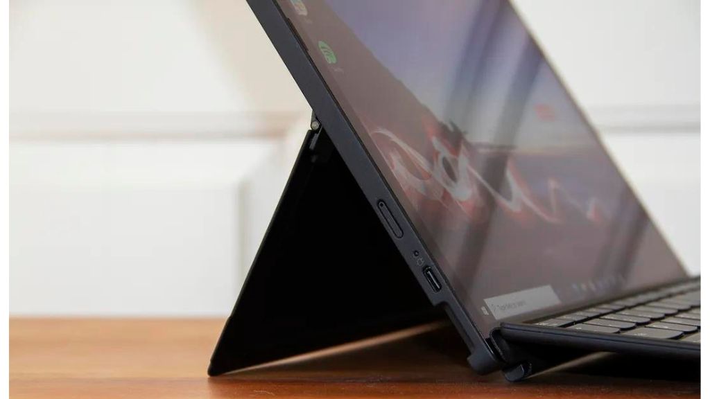 Cổng kết nối ThinkPad X12 Detachable