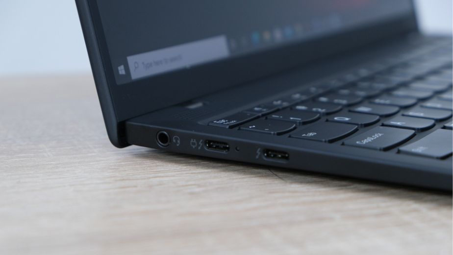 Cổng kết nối ThinkPad X1 Nano Gen 2