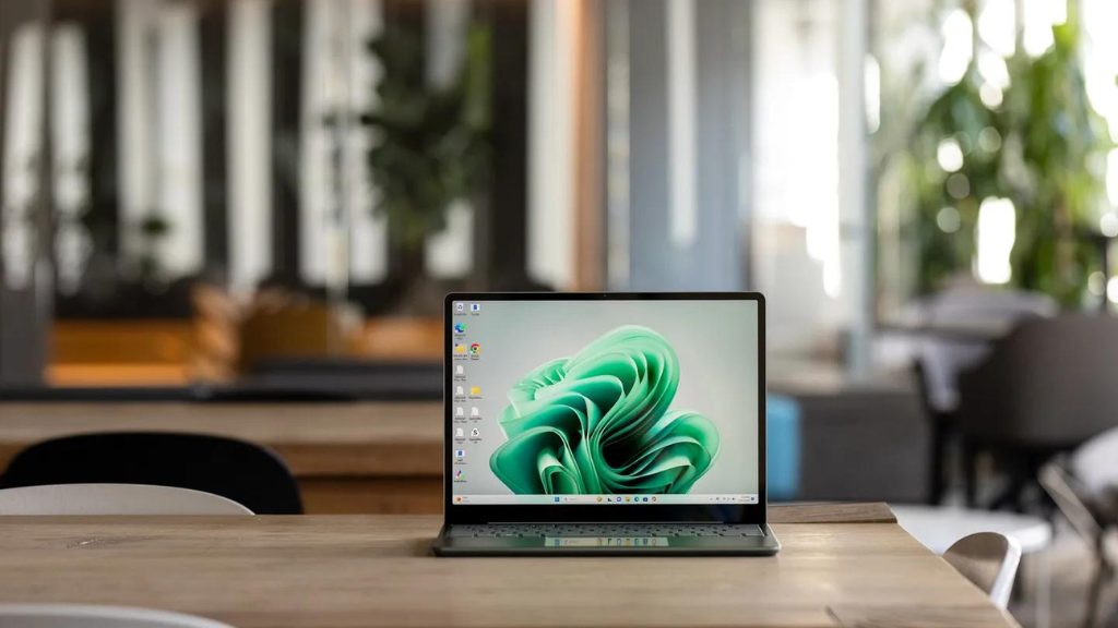 Surface Laptop Go 3 giá bao nhiêu