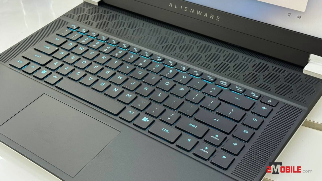 Bàn phím cơ trên Dell Alienware X16 R2